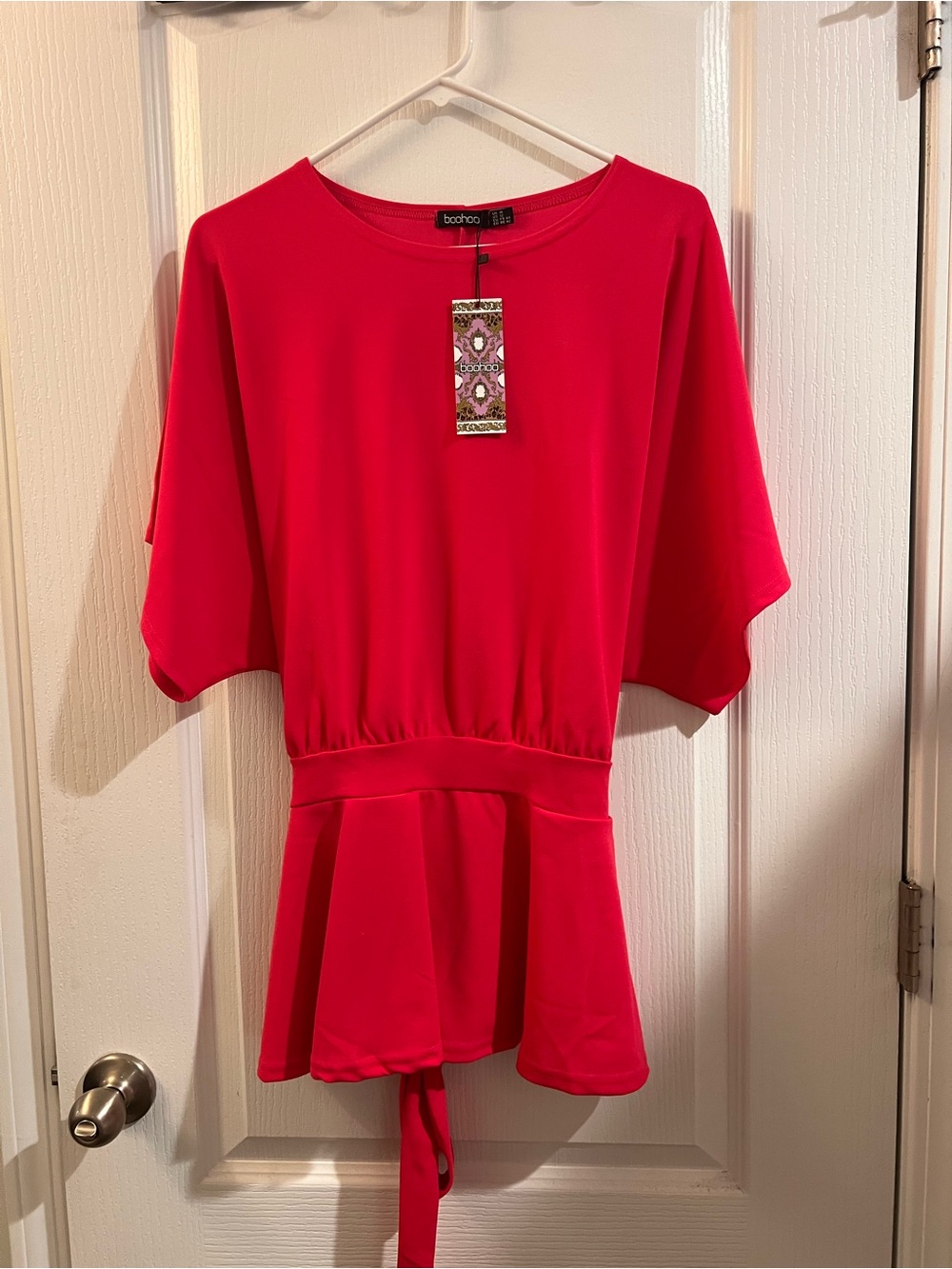 Boohoo Bright Pink Peplum Tie-Waist Tunic